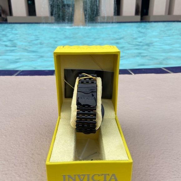 Brand new Invicta force watch - Picture 4 of 7